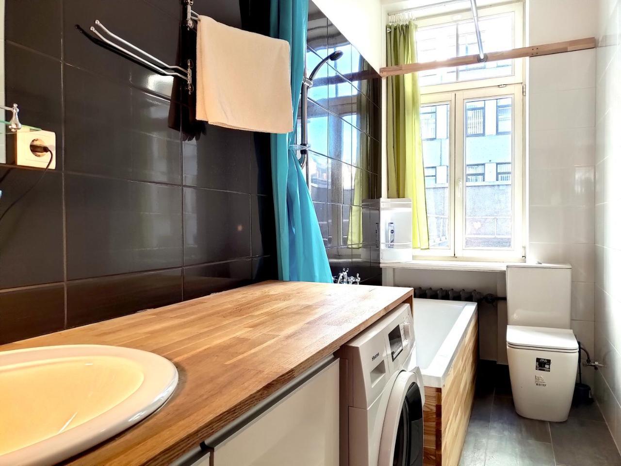 Brivibas Center Apartments Riga Bagian luar foto